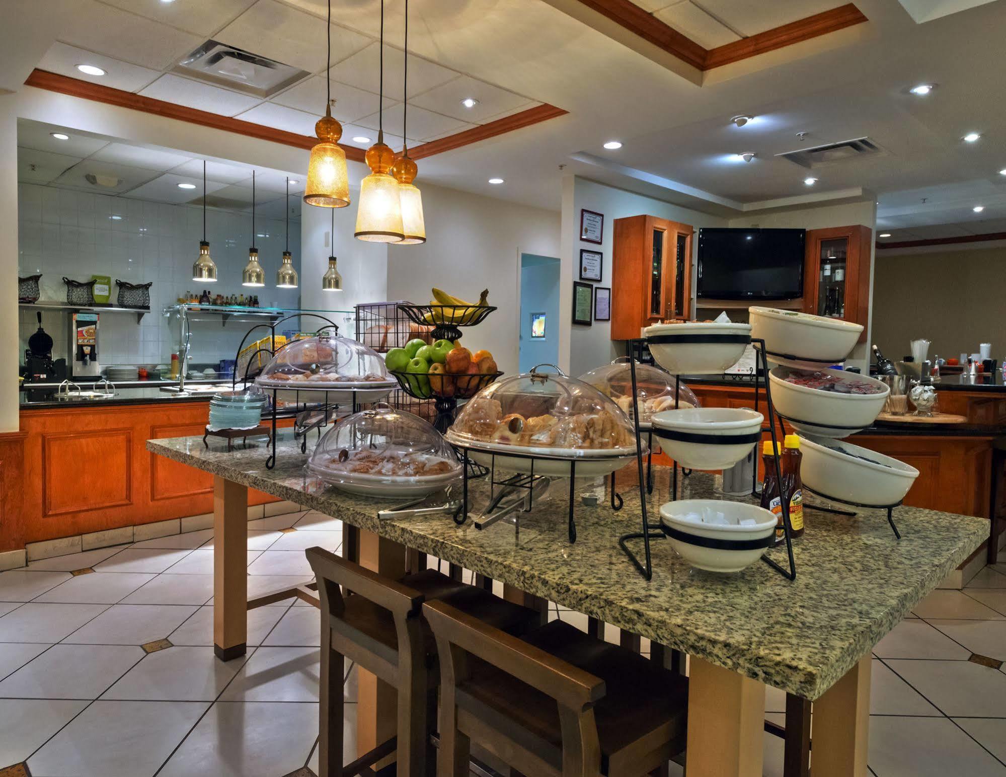 Hilton Garden Inn West Monroe Buitenkant foto
